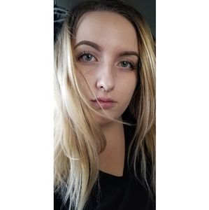 Meet your Posher, Taryn